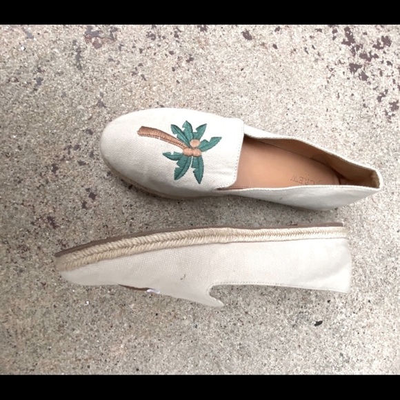 J.Crew Tropical Embroidered Summer/Beach Slip On Shoes - Picture 2 of 5
